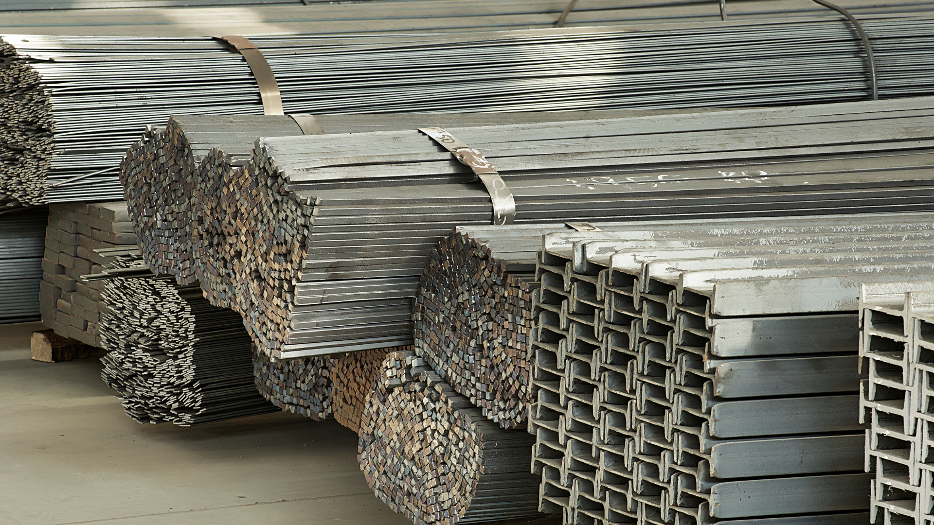 Practical Steel Specifications Guide for Site Engineers