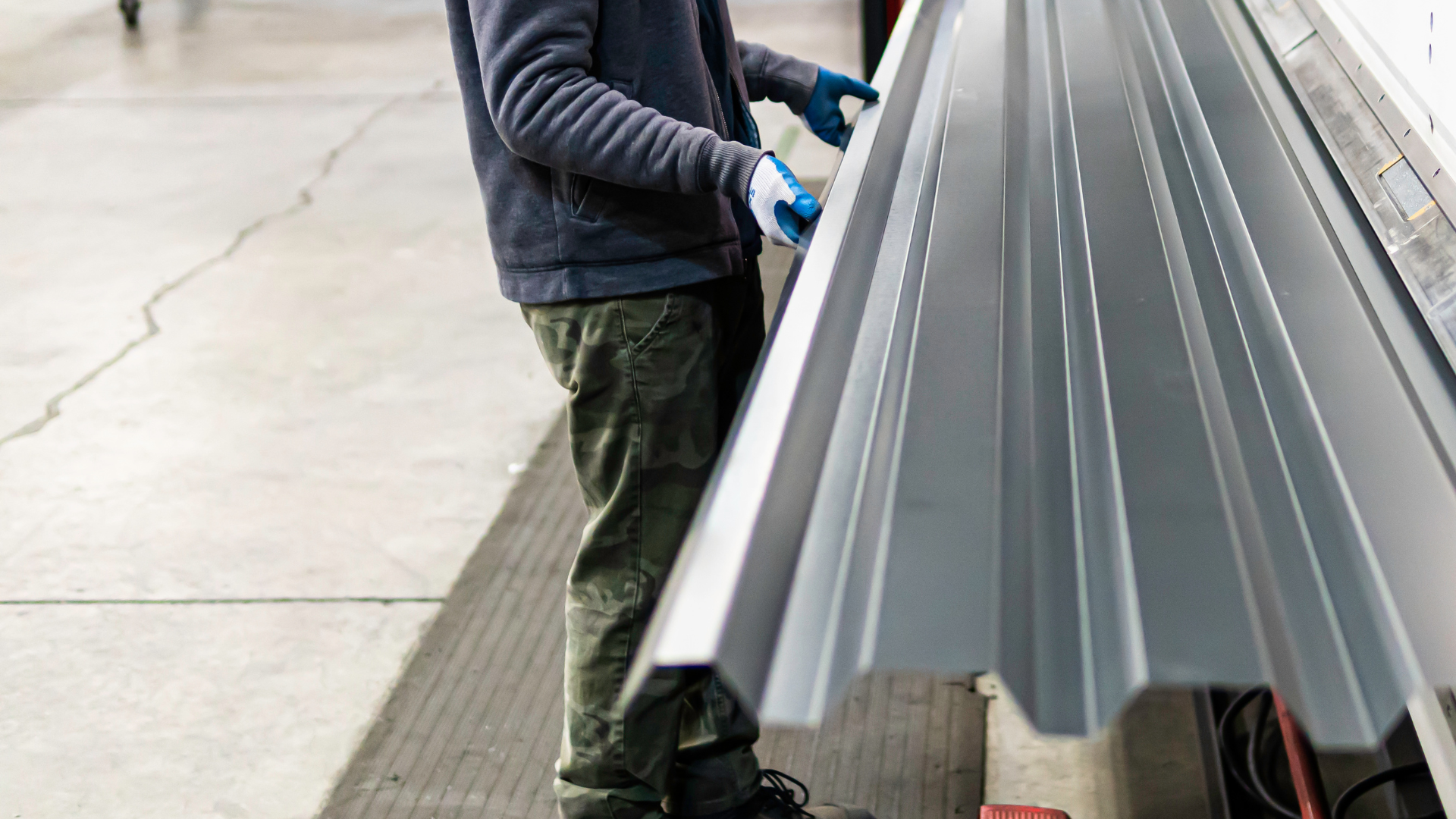 Understanding Industrial Roofing GI Sheet Structures